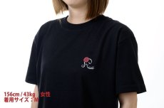 画像3: 写真家"Rinaty" オリジナルロゴ入りTシャツ(黒) (3)